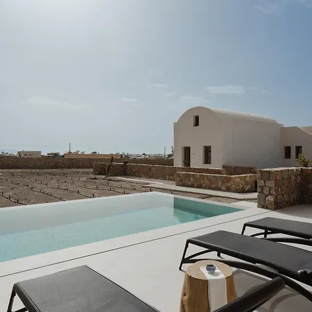 Rizes Santorini With Private Pool