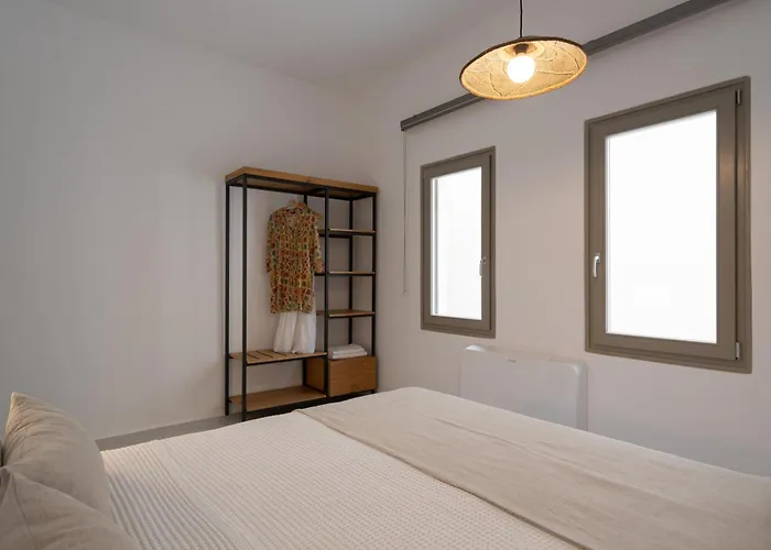 Rizes Santorini With Private Pool