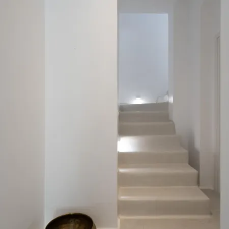 酒店 Rizes Santorini With Private Pool 佩里萨