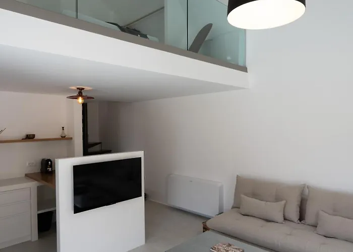 Rizes Santorini With Private Pool *