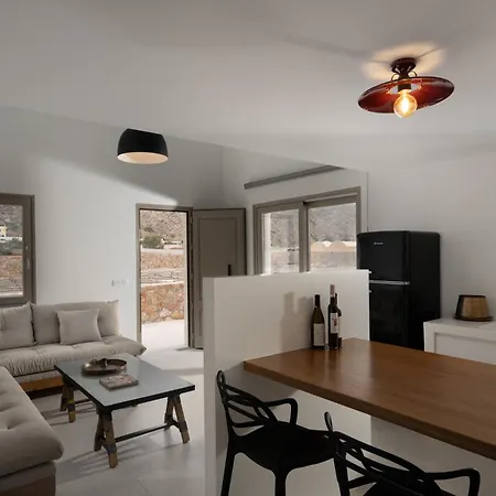 Rizes Santorini With Private Pool Hotell Perissa (Santorini)