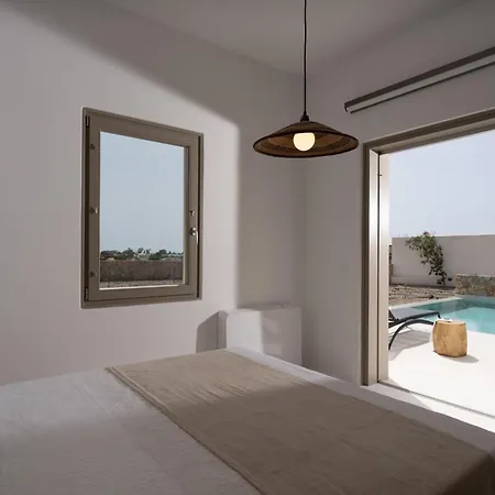 Rizes Santorini With Private Pool Perissa (Santorini)