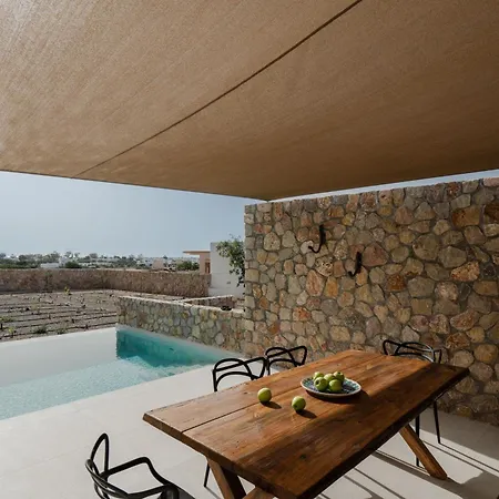 Rizes Santorini With Private Pool