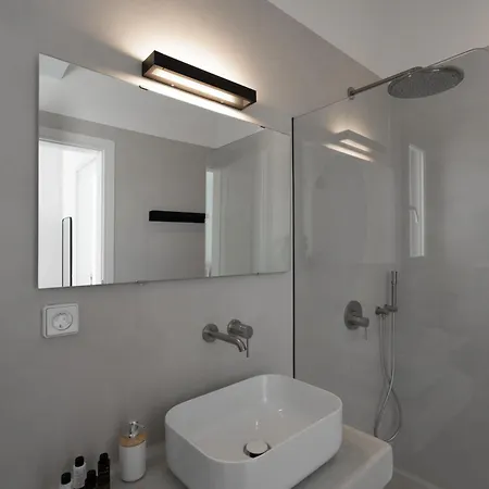 Rizes Santorini With Private Pool Hotel Perissa (Santorini)