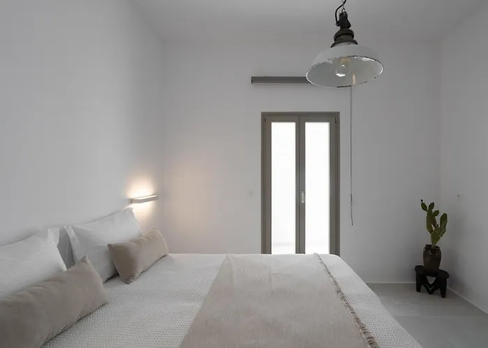 Rizes Santorini With Private Pool Перисса