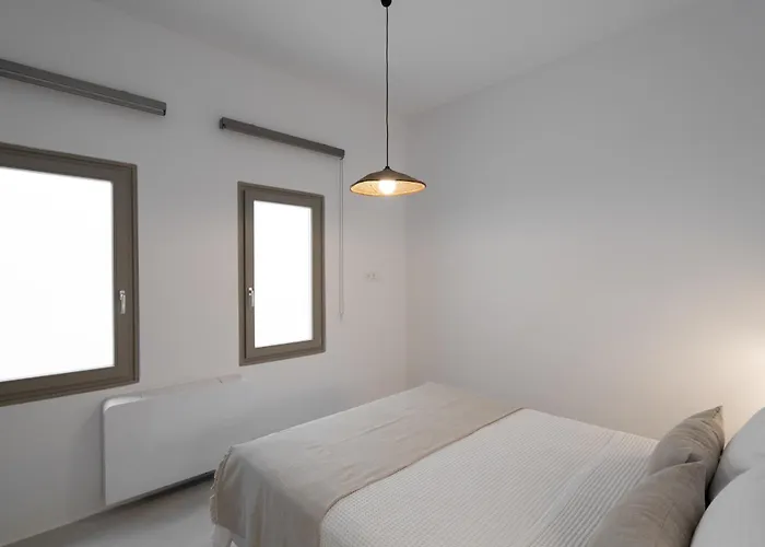 Rizes Santorini With Private Pool *