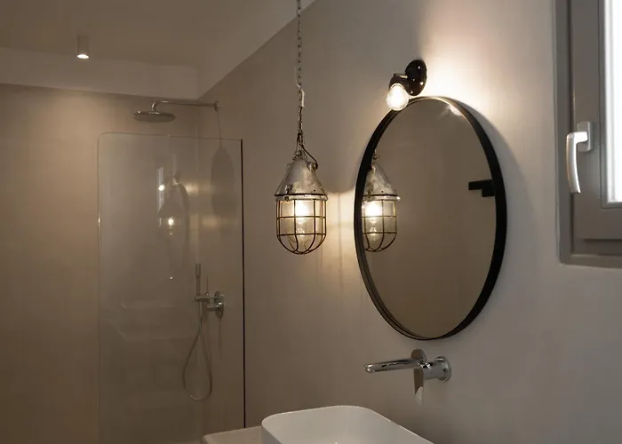 Отель Rizes Santorini With Private Pool Перисса